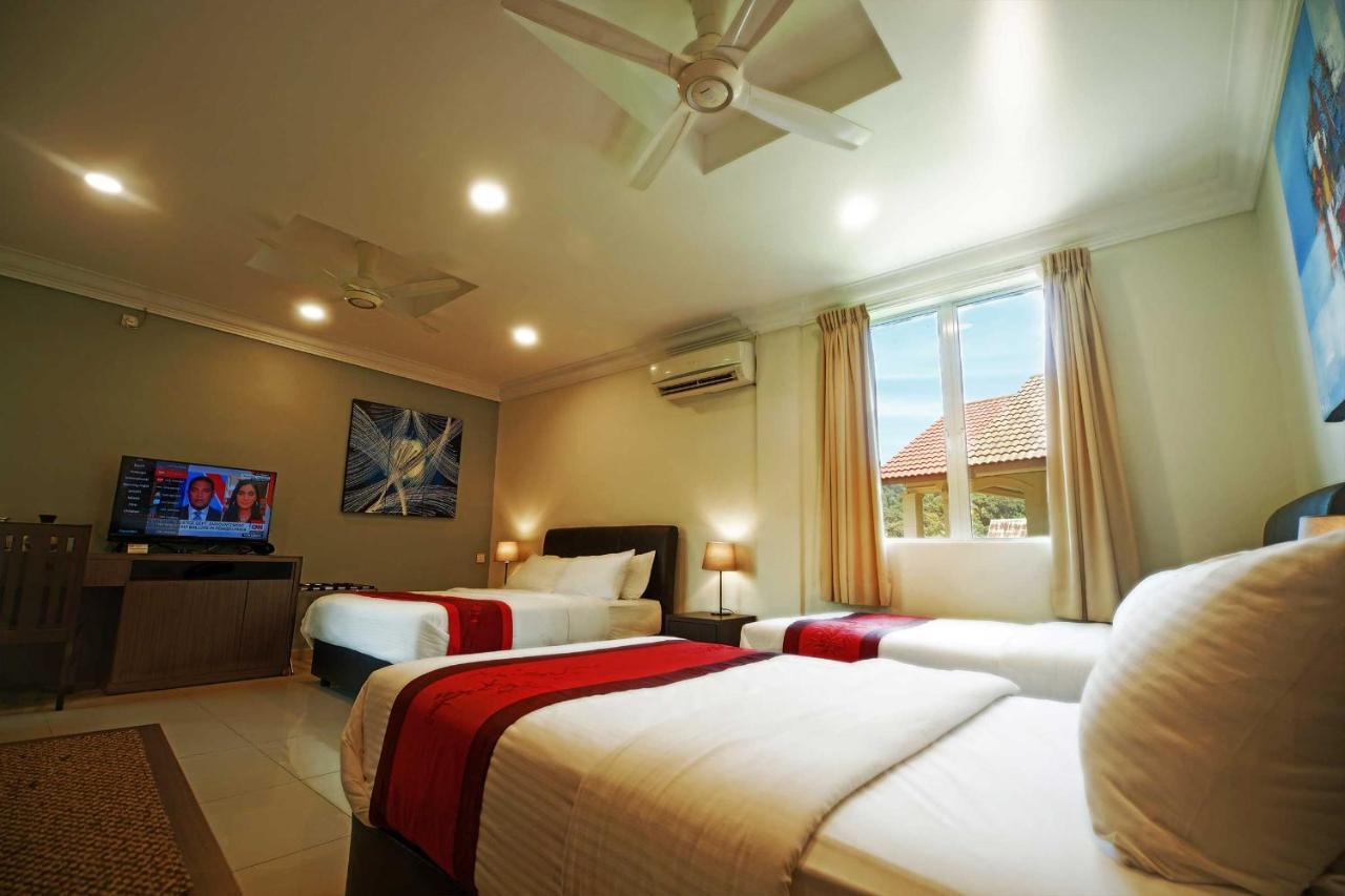 Tioman Dive Resort Kampong Ayer Batang Exterior photo